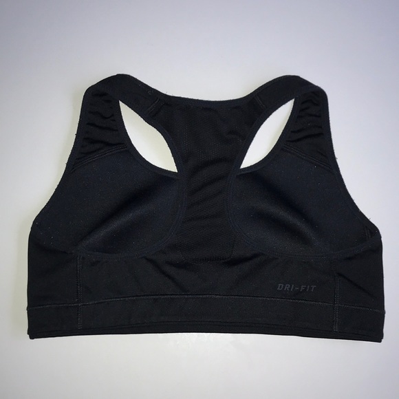 Nike Dri-Fit XS Sportsbra - Picture 2 of 6